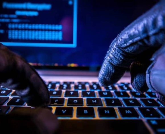 vzA3rIJq3bzStsTjZhDS Onda de ciberataques imprevisíveis afetam telecoms, centros de saúde e outros