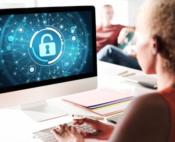 brr1IxdMzeQe4HbrbSSO As violações de dados custam às empresas em média US$ 1,41.